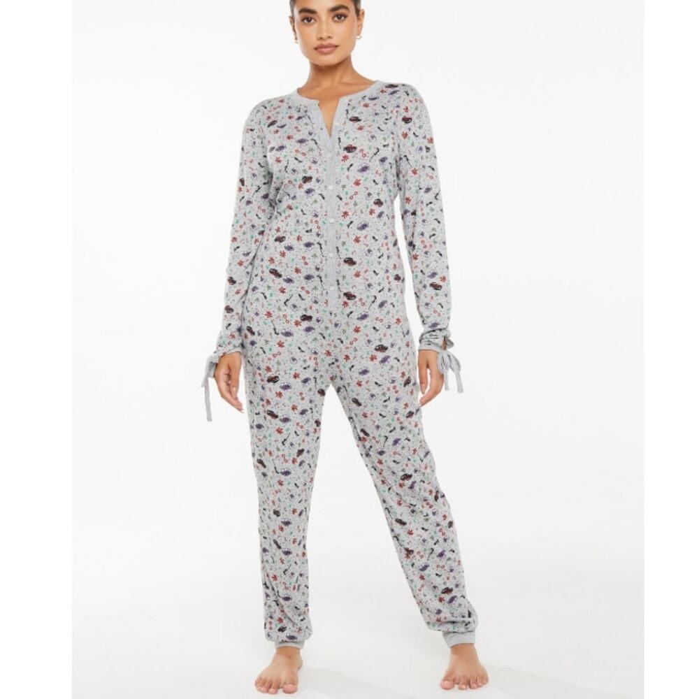Womens Christmas One Piece Pajamas SZ L | Heels, Guitar, Presents | Savage Fenty